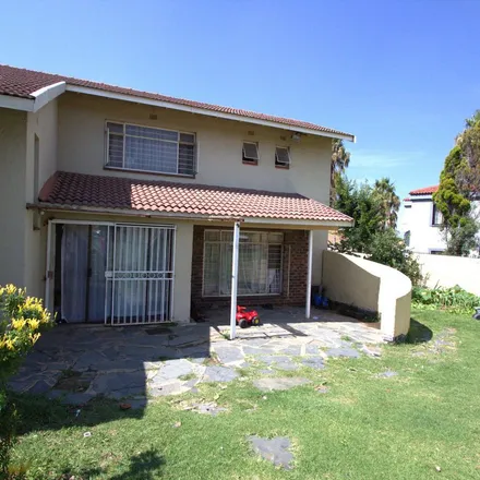 Rent this 1 bed apartment on Fred Verseput Avenue in Vorna Valley, Midrand