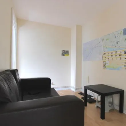 Image 3 - Coatbridge House, Carnoustie Drive, London, N1 1BF, United Kingdom - Apartment for rent