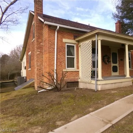 Image 1 - 327 West Street, Roscoe, Coshocton, OH 43812, USA - House for sale