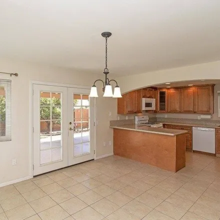 Image 6 - 927 Karen Court, Richland, San Marcos, CA 92069, USA - House for rent