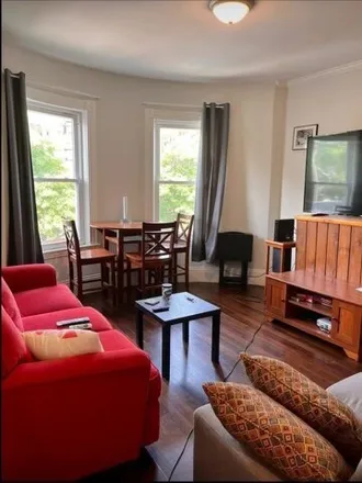 Rent this 3 bed apartment on 781 Columbia Rd Apt 2 in Boston, Massachusetts