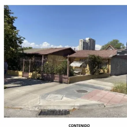 Buy this 5 bed house on Canadá in 894 0000 San Joaquín, Chile