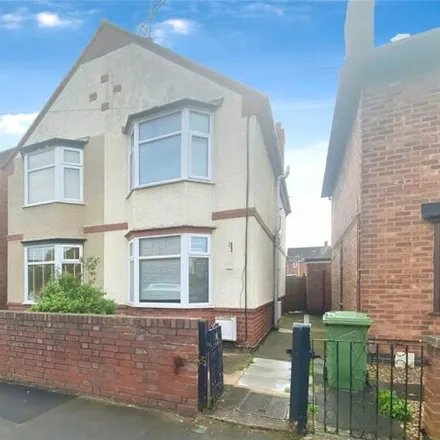 Rent this 3 bed duplex on Frank Street in Nuneaton, CV11 5RB