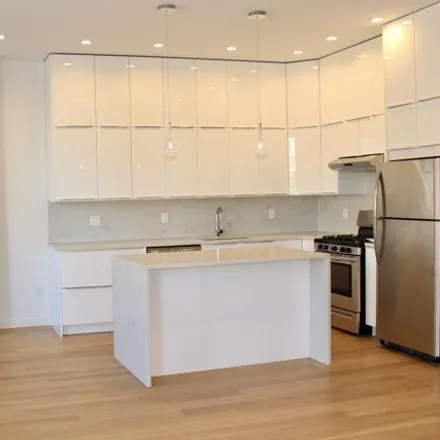 Rent this 2 bed apartment on 666 Bay Street in New York, NY 10304