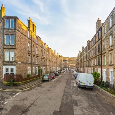 Image 2 - 13 Dalgety Avenue, City of Edinburgh, EH7 5UG, United Kingdom - Apartment for rent