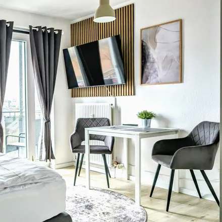 Rent this 1 bed apartment on Theodor-Heuss-Schule in Haspelstraße 37-39, 67657 Kaiserslautern