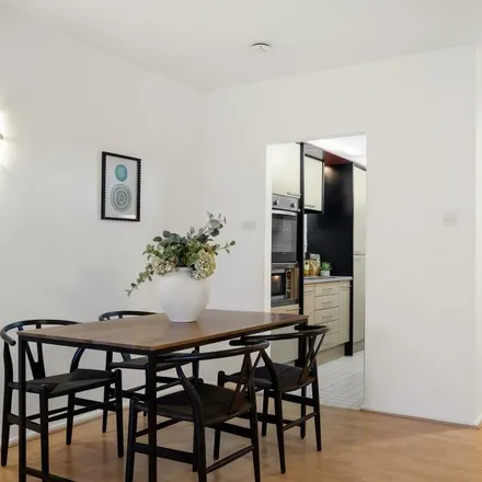 Image 3 - Point West, McLeod's Mews, London, SW7 4HP, United Kingdom - Apartment for rent