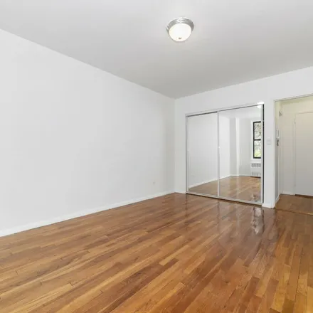 Rent this 1 bed apartment on 225 East 26th Street in New York, NY 10016