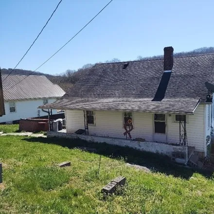 Image 2 - 160 East Antioch Avenue, Burnside, Pulaski County, KY 42519, USA - House for sale