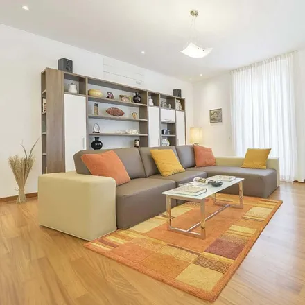 Rent this 2 bed apartment on Via dei Pandolfini in 16, 50122 Florence FI