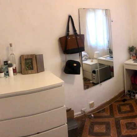 Room in apt at Pastelería Luzón, Calle del Conde de Peñalver, 42, 28001  Madrid, Spain | #7071284 | Rentberry