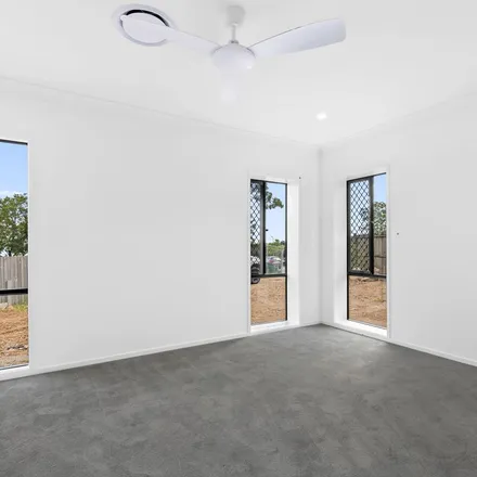 Rent this 5 bed apartment on Hamilton Road in McDowall QLD 4053, Australia