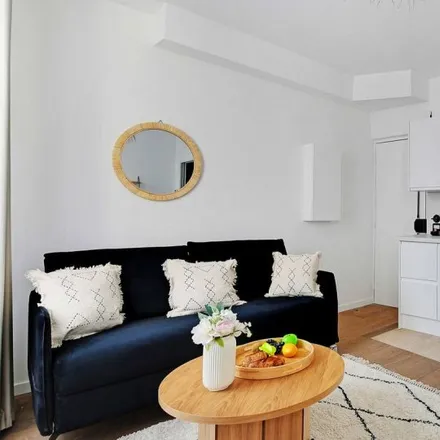 Rent this studio apartment on 2 quarter Passage Ramey in 75018 Paris, France
