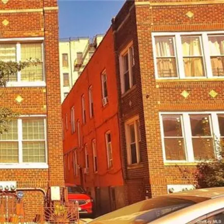 Rent this 3 bed house on 257 Montgomery Street in New York, NY 11225