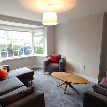 Rent this 5 bed townhouse on 17 Muriel Road in Beeston, NG9 2HH