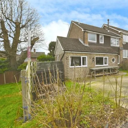 Buy this 3 bed duplex on Roselands in East Hampshire, PO8 9QZ