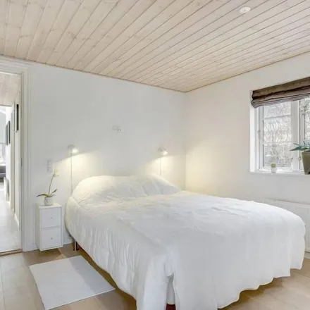 Rent this 3 bed house on 3100 Hornbæk