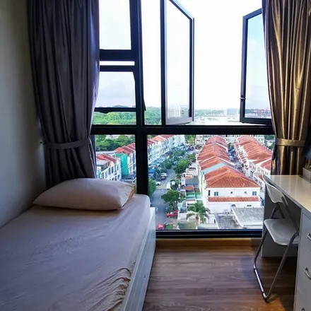 Rent this 1 bed room on 125 Westwood Avenue in The Woods, Singapore 648146