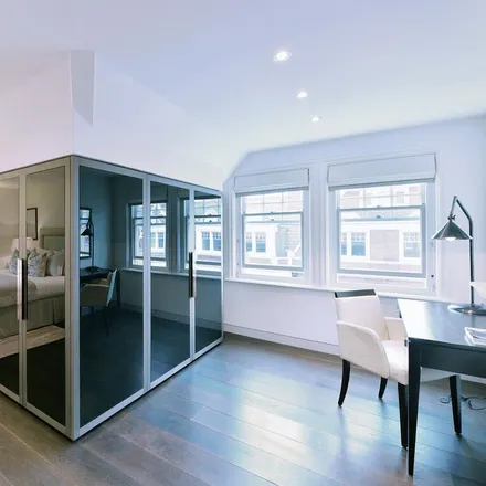 Image 5 - Penelope Chilvers, 65 Duke Street, London, W1K 5NP, United Kingdom - Apartment for rent