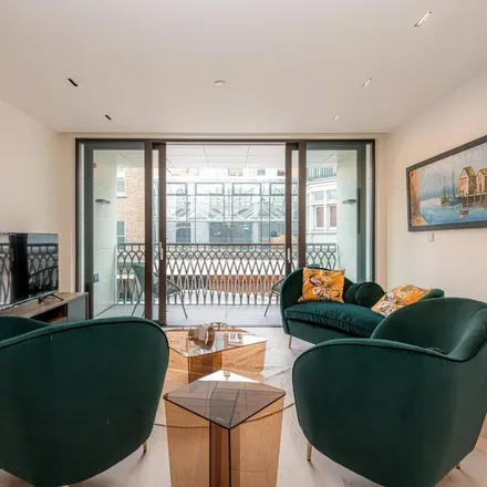 Rent this 1 bed apartment on 79 Marylebone Lane in London, W1U 2QY