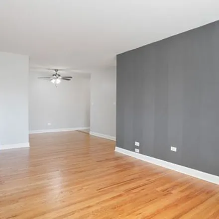 Image 7 - 6759 North Sheridan Road, Chicago, IL 60626, USA - Apartment for rent