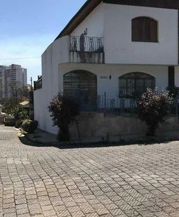 Buy this 4 bed house on Rua Jacareí in Vila Galvão, Guarulhos - SP