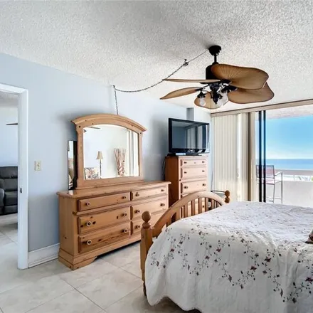 Image 9 - Lighthouse Pointe, 17980 Gulf Boulevard, Redington Shores, Pinellas County, FL 33708, USA - Condo for rent