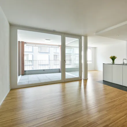 Rent this 3 bed apartment on Rüdigerstrasse 4 in 8045 Zurich, Switzerland