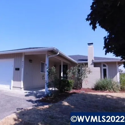 Buy this 3 bed house on 4267 Clay Place Southeast in Albany, OR 97322