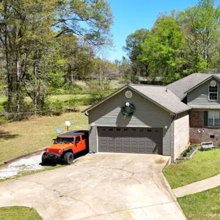 Buy this 3 bed house on Kingsberry Drive in Iuka, MS 38852