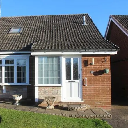 Buy this 3 bed house on Glovers Close in Meriden, CV7 7NQ