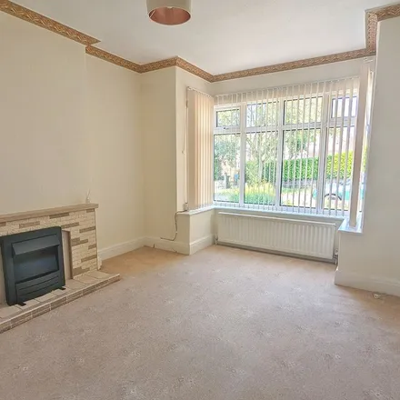 Rent this 3 bed apartment on Wingerworth Avenue in Sheffield, S8 7ED