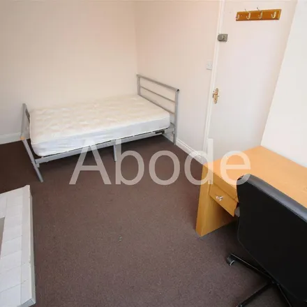 Rent this 4 bed apartment on Royal Park Avenue in Leeds, LS6 1EZ
