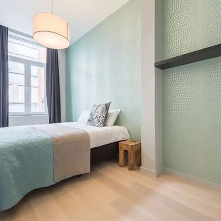 Rent this 1 bed apartment on Rue de la Cathédrale 97 in 4000 Grivegnée, Belgium