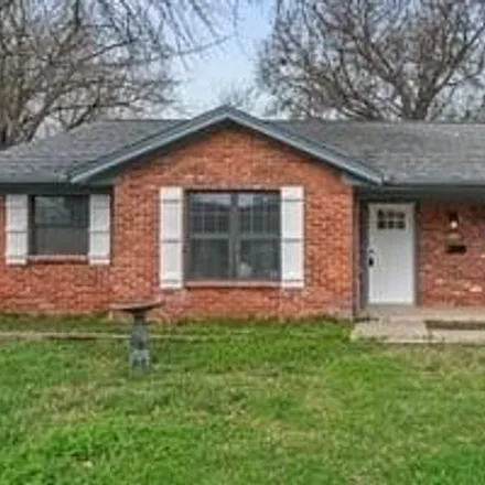 Buy this 3 bed house on East 52nd Street in Tulsa, OK 74145