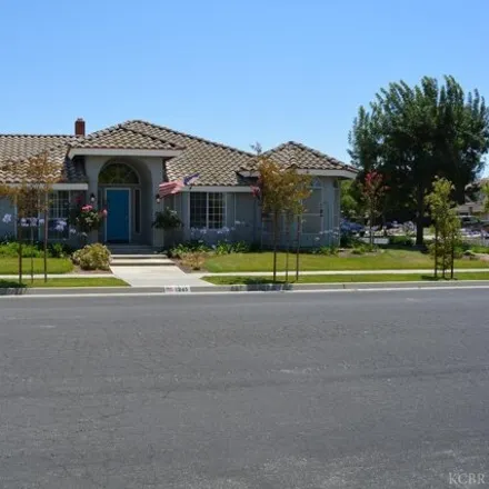 Buy this 3 bed house on 1337 Lincoln Lane in Lemoore, CA 93245