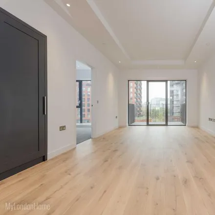 Rent this 1 bed apartment on Faraday Building in 44 Orchard Place, London