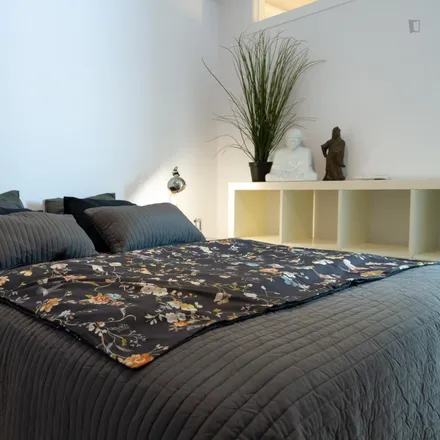 Rent this studio apartment on Carrer del Tigre in 19, 08001 Barcelona