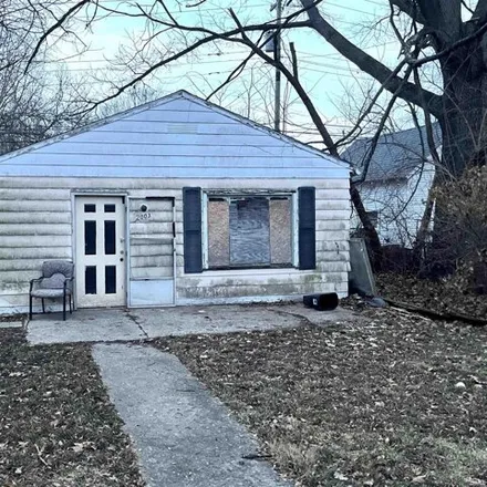 Buy this 2 bed house on 2019 South Manhattan Avenue in Irvington, Muncie