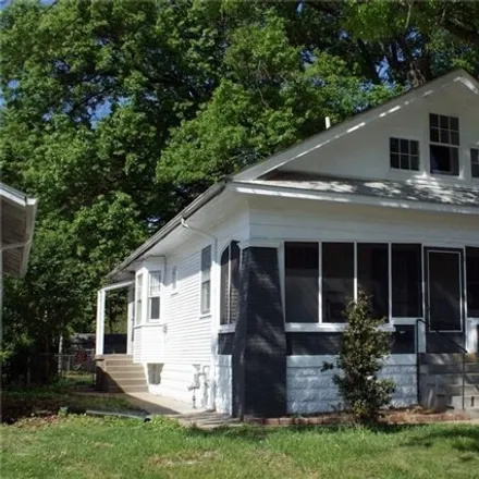 Buy this 3 bed house on 1007 French Street in Jeffersonville, IN 47130