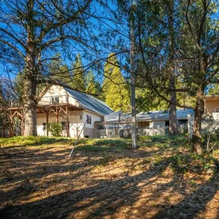 Buy this 15 bed house on 11219 Red Dog Road in Deer Creek Park, Nevada County