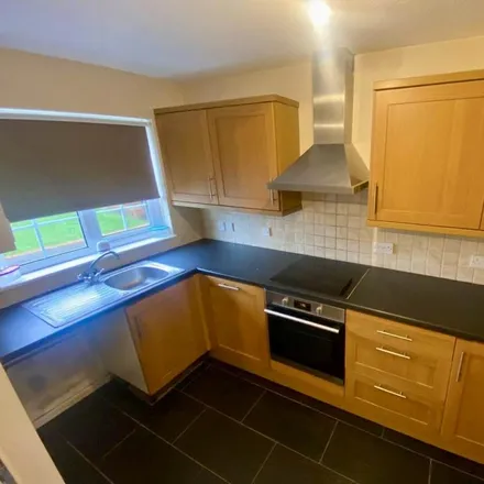 Rent this 2 bed house on Y Waun Fach in Morriston, SA6 6EY