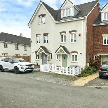Buy this 3 bed townhouse on Ingram Close in Ham Hill, ME20 7GR