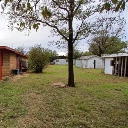 Rent this 2 bed house on 1532 North 11th Street in Paducah, TX 79248