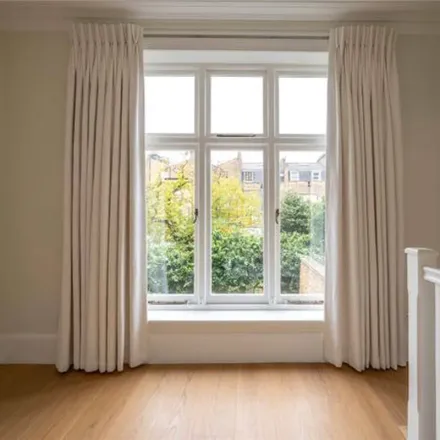 Image 3 - 140 Finborough Road, London, SW10 9AW, United Kingdom - Apartment for rent