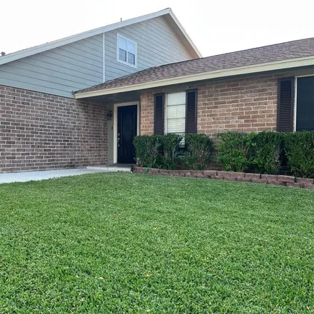 Buy this 3 bed house on 821 Pyramid Drive in Corpus Christi, TX 78412
