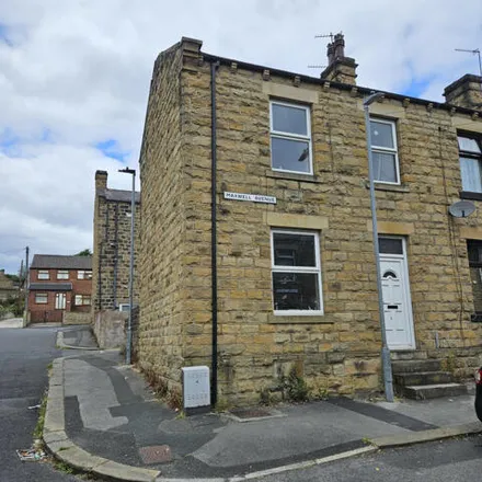Buy this 2 bed townhouse on Maxwell Avenue in Dewsbury, WF17 7BR