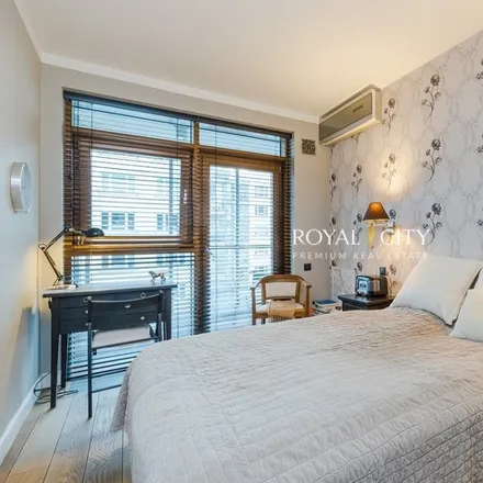 Image 3 - Rondo Romana Dmowskiego, 00-693 Warsaw, Poland - Apartment for rent