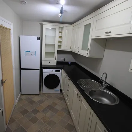 Rent this 2 bed apartment on Farnham Lane in Farnham Royal, SL2 2AU