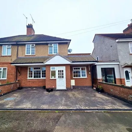 Buy this 4 bed duplex on Baker Street in Exhall, CV6 6DJ